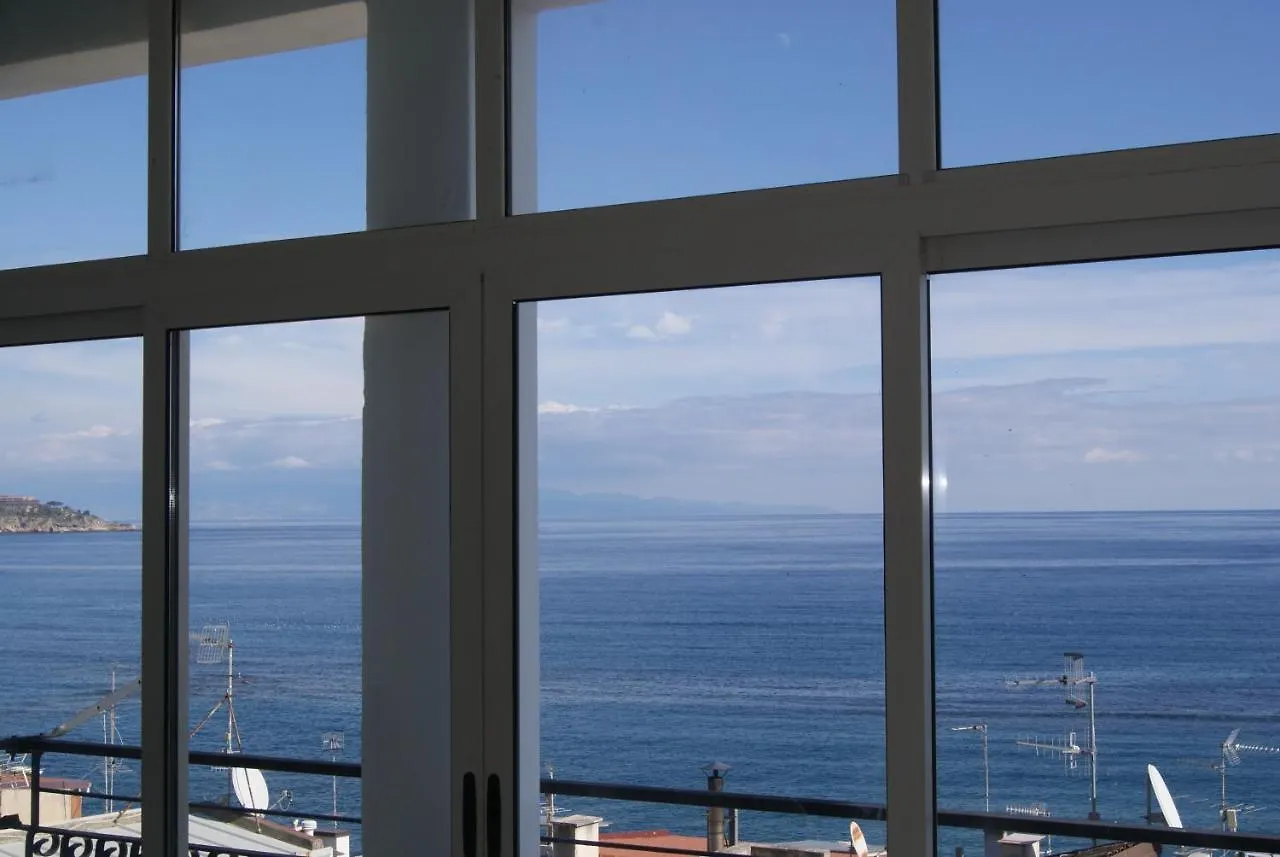 Donna Sicilia Hotel Giardini Naxos Guest house